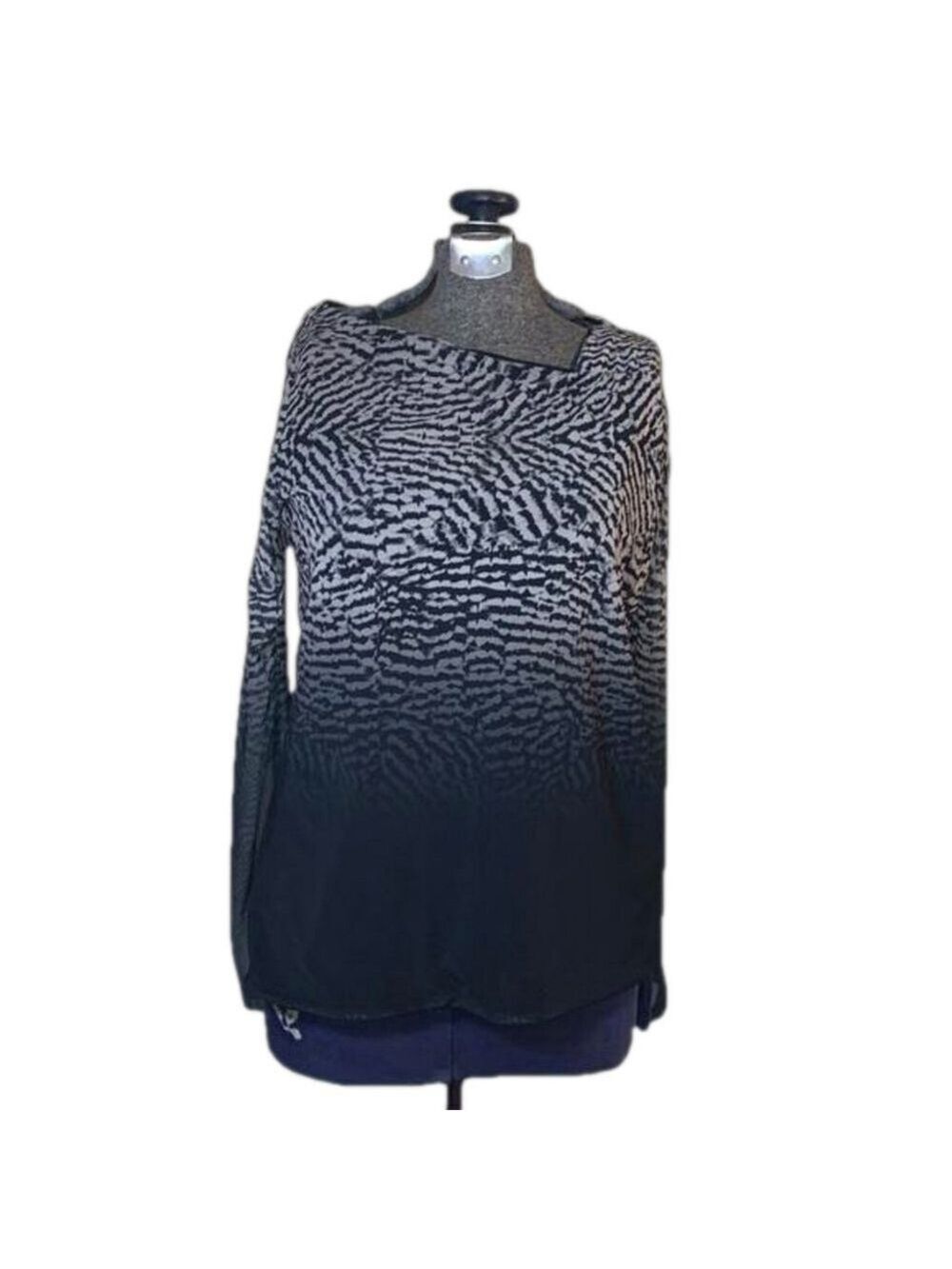 Hombre Medium Mint Velvet layered shear animal print shirt
